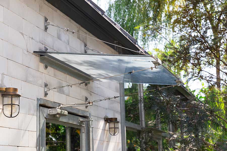Cable-awning-900x600-1 Glass Awnings