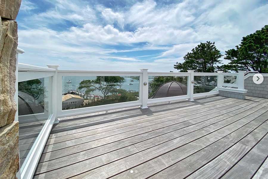 Screen-Shot-2020-12-12-at-11.56-900-1 Glass Railings